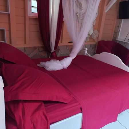 Joli Appartement Rivière-Pilote Exterior foto